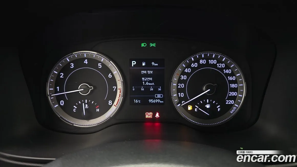 Hyundai Venue 2021 из KR, фото 6