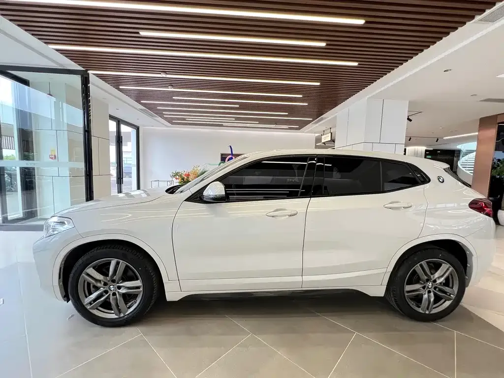 BMW X2 — фото 7