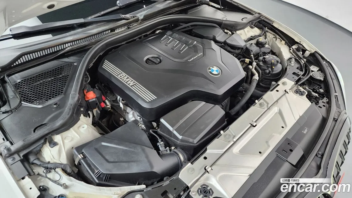 BMW 3-Series 2021 из KR, фото 10