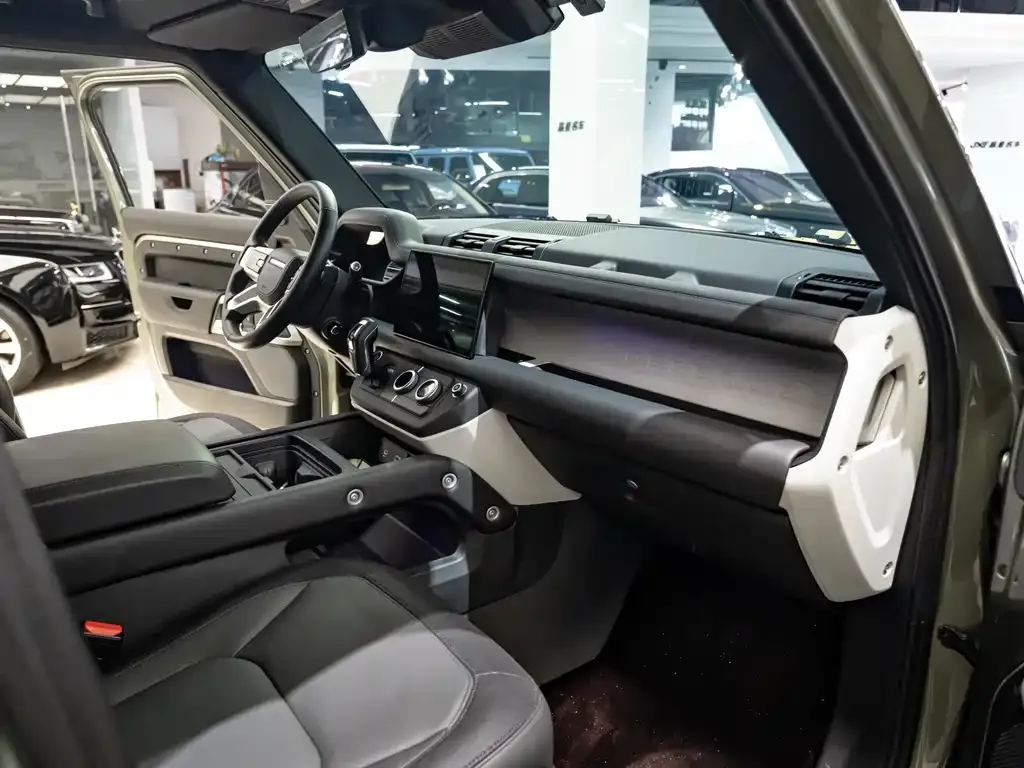 Land Rover Defender 2022 из CN, фото 8