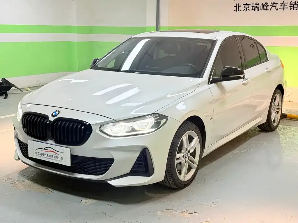 BMW 1 Series — фото 1
