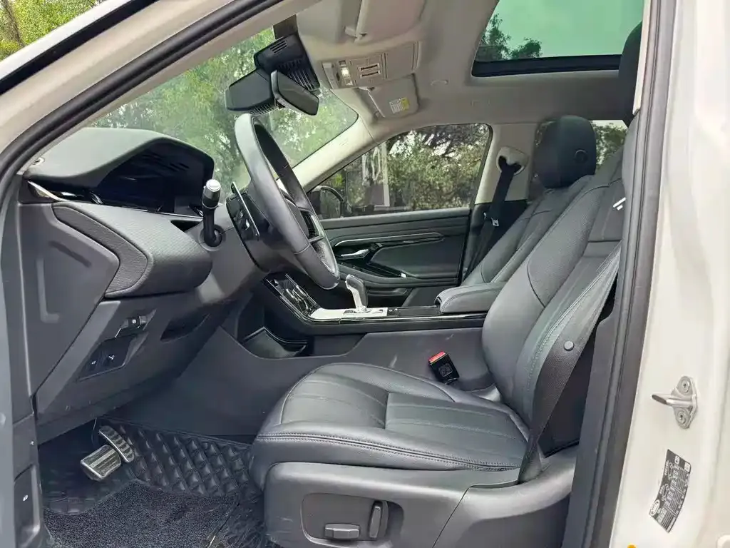 Land Rover Evoque — фото 4