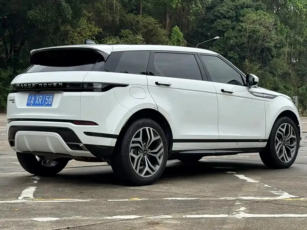 Land Rover Evoque — фото 6
