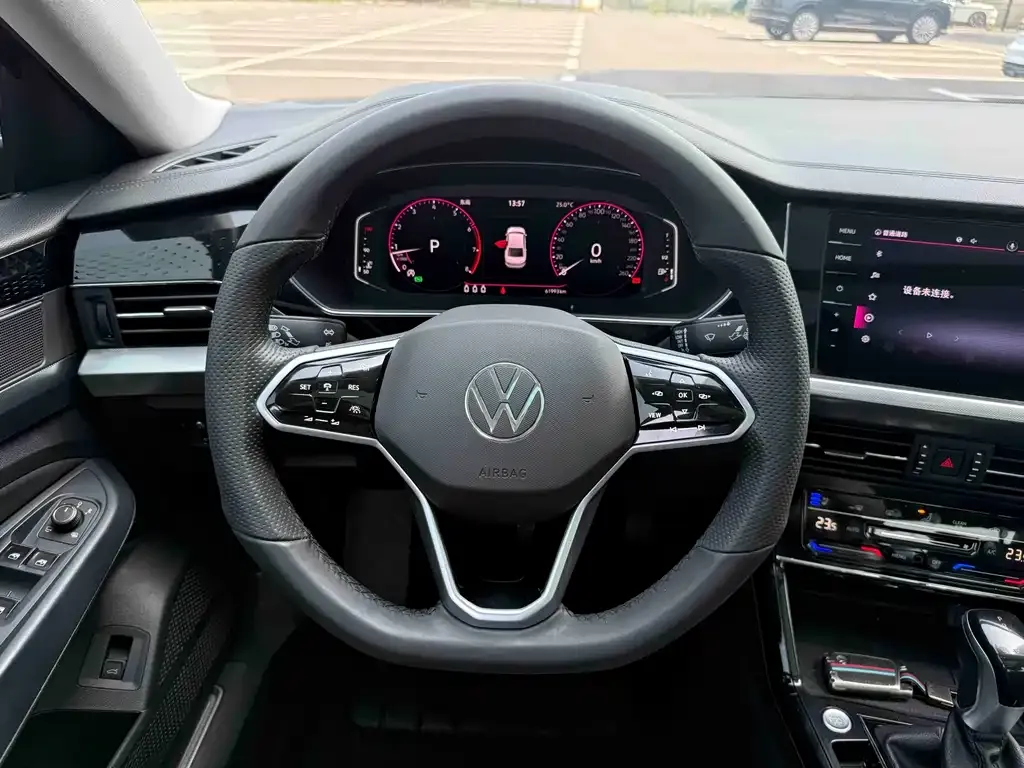 Volkswagen Passat — фото 3
