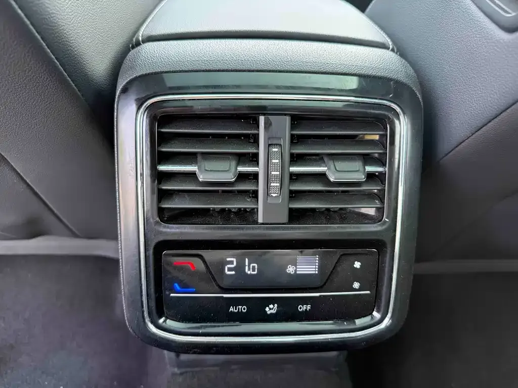 Volkswagen Passat — фото 2