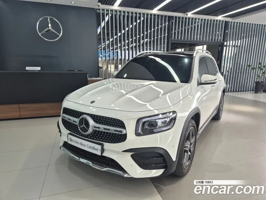 Mercedes-Benz GLB-Class — фото 1