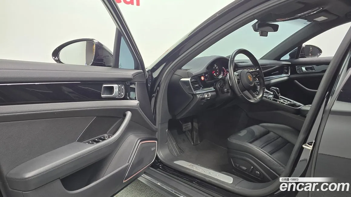 Porsche Panamera 2022 из KR, фото 8