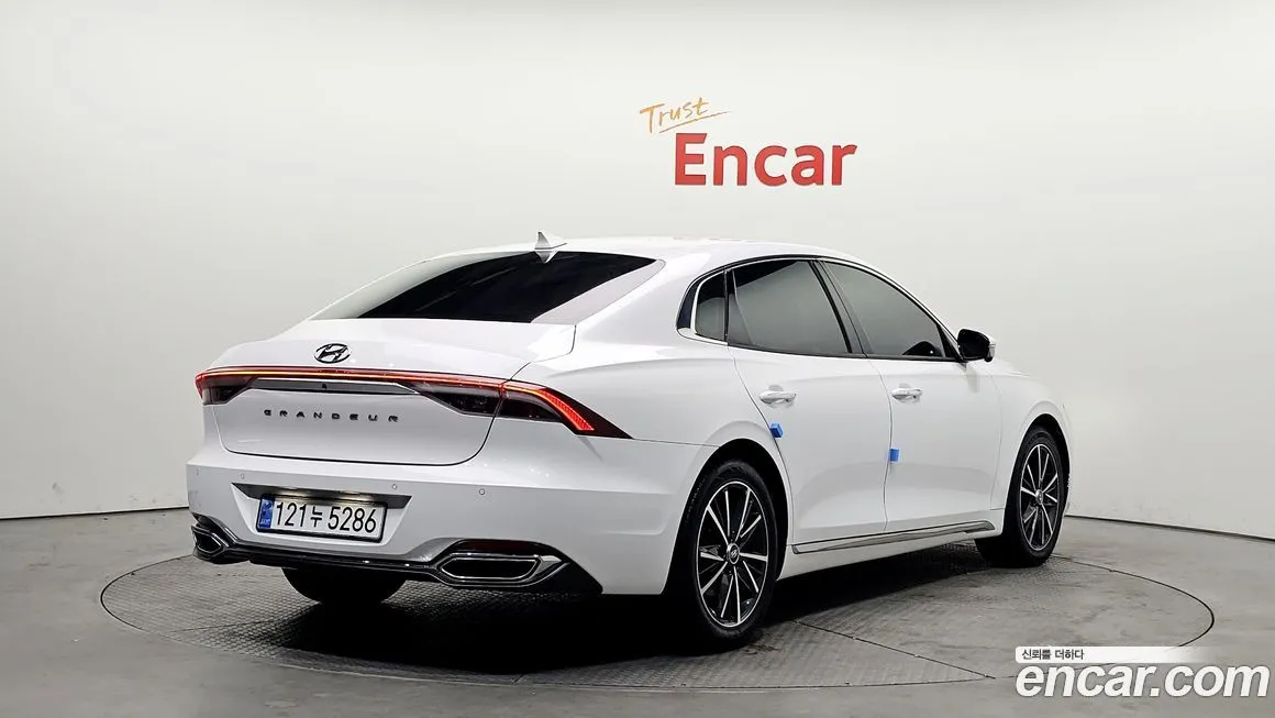 Hyundai Grandeur 2023 из KR, фото 4