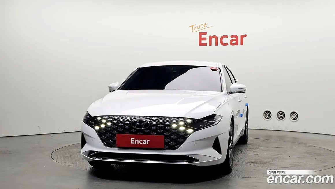 Hyundai Grandeur 2023 из KR, фото 2