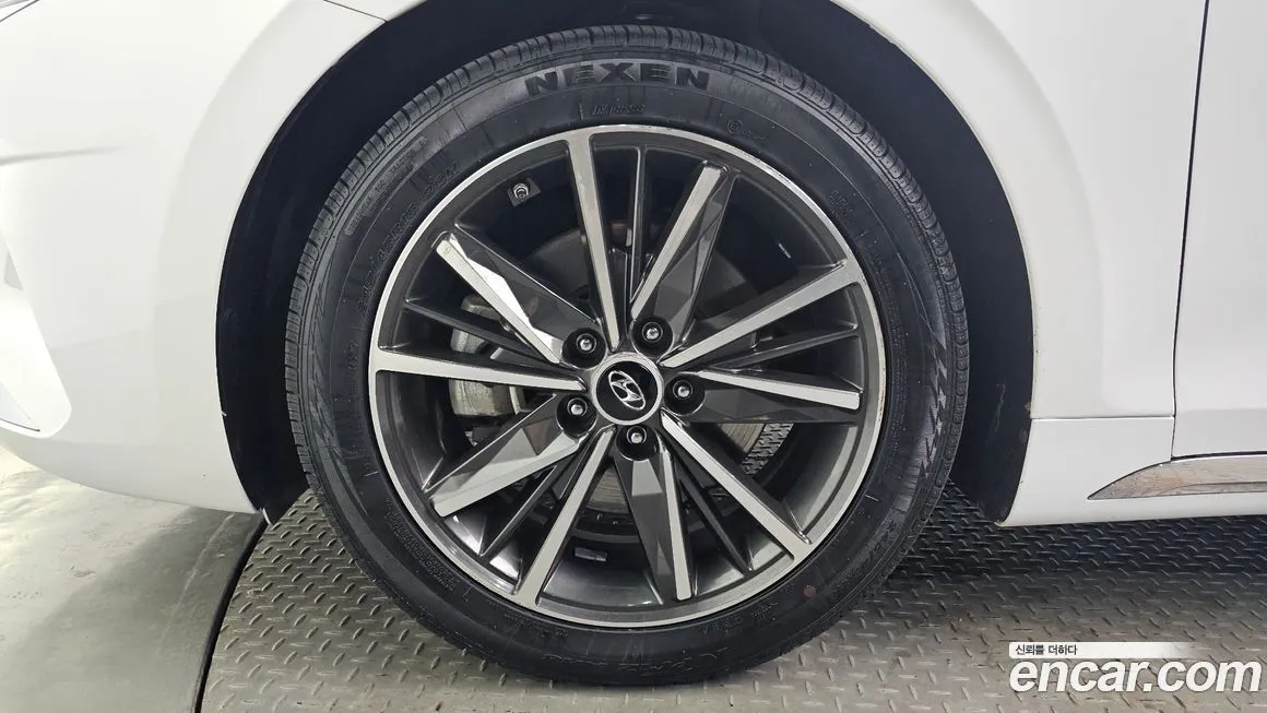 Hyundai Grandeur 2023 из KR, фото 7