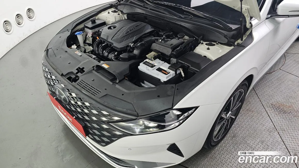 Hyundai Grandeur 2023 из KR, фото 9