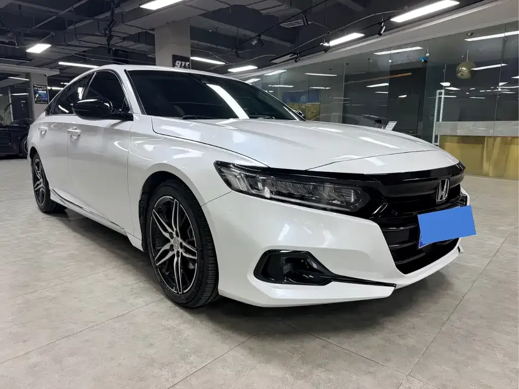 Honda Accord — фото 5