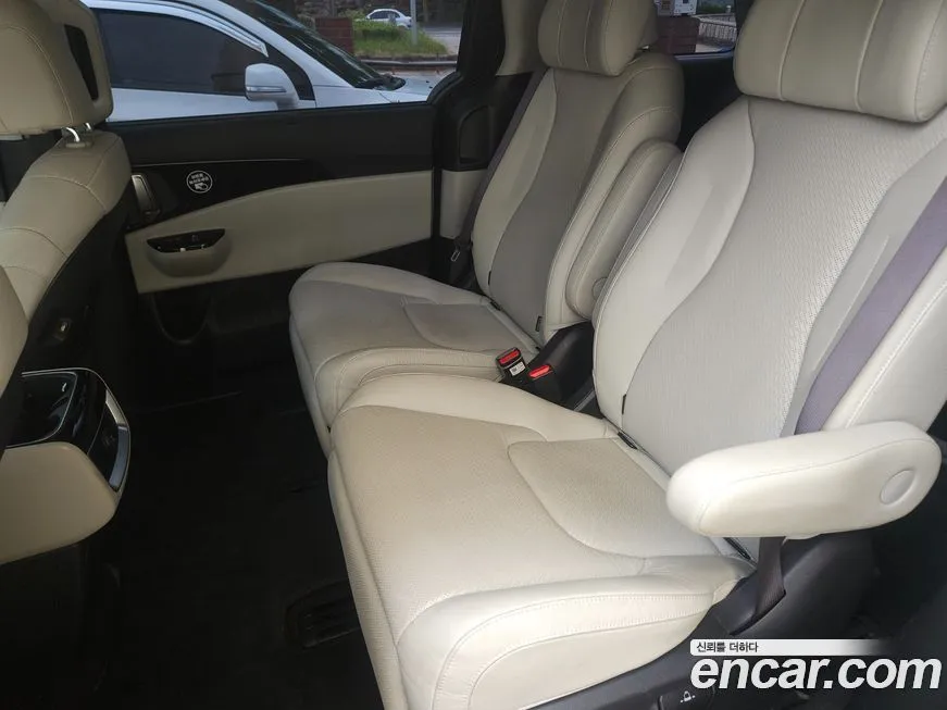 Kia Carnival 2023 из KR, фото 5
