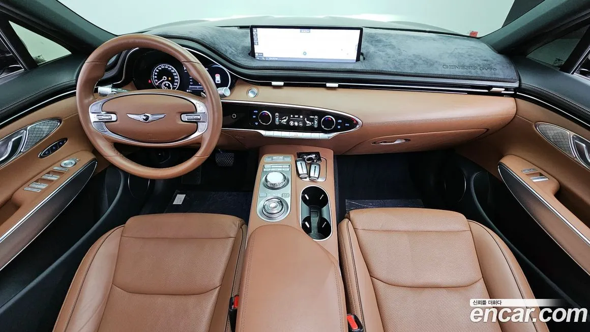 Genesis GV70 — фото 10
