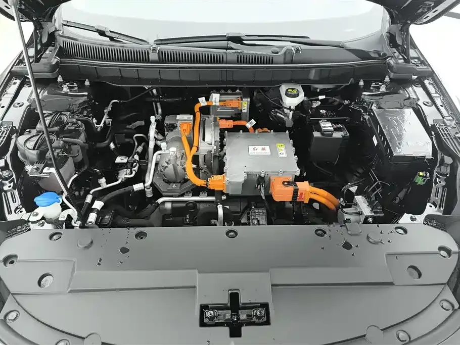 Hongqi E-QM5 2023 из CN, фото 7