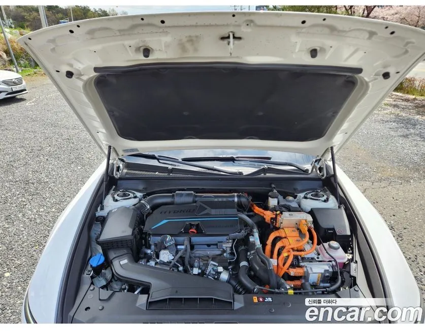 Hyundai Grandeur 2023 из KR, фото 2