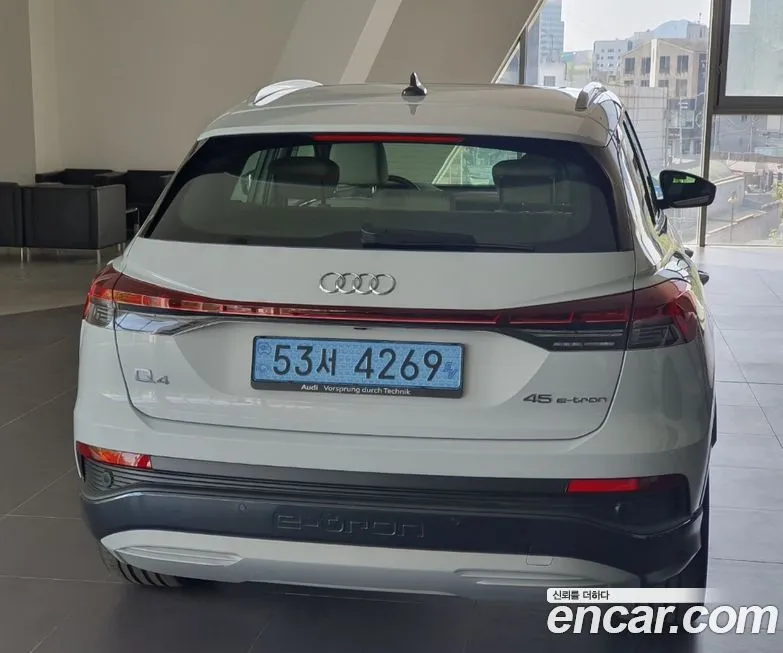 Audi Q4 e-tron 2025 из KR, фото 4