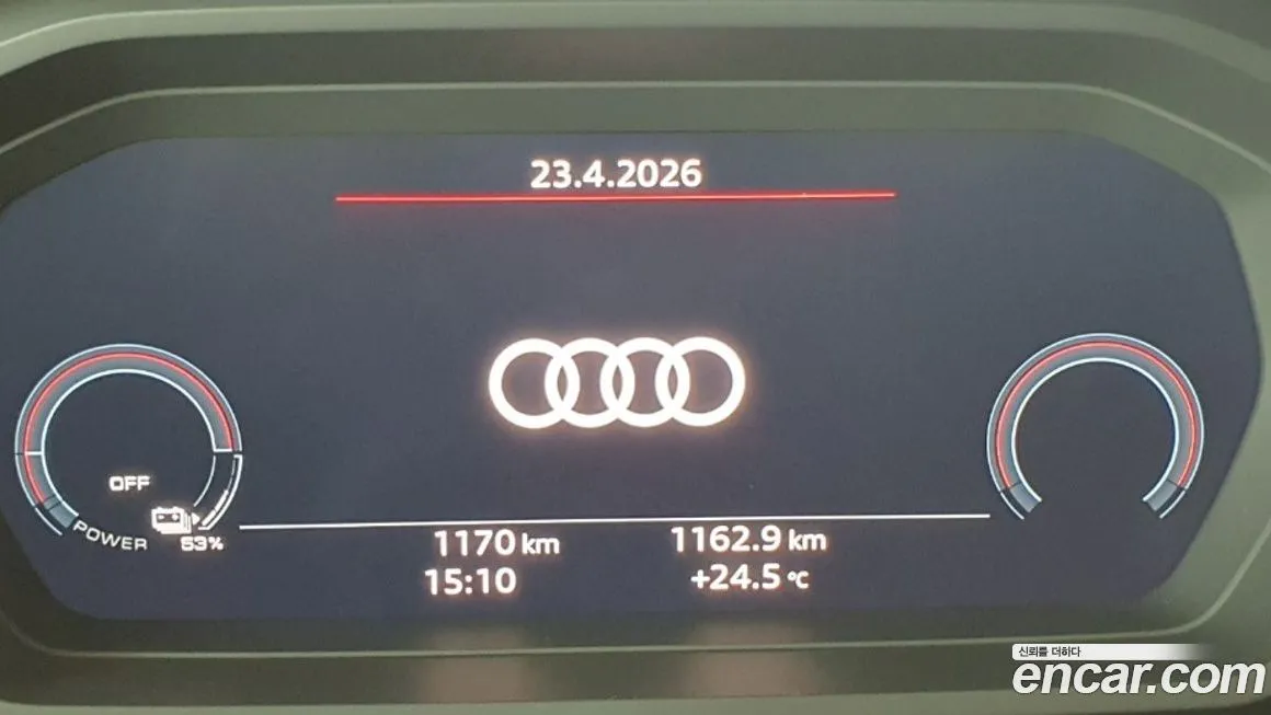 Audi Q4 e-tron 2025 из KR, фото 3