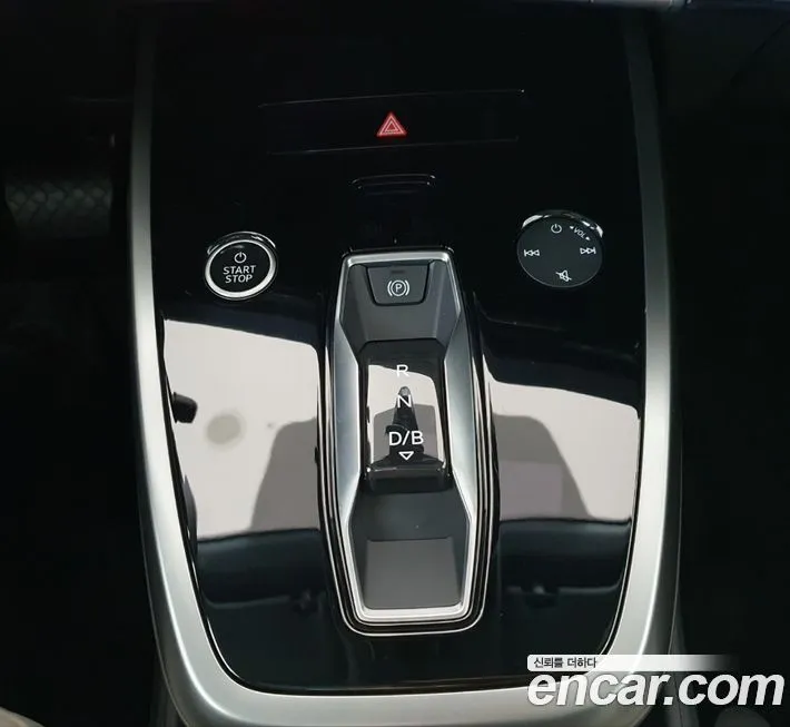 Audi Q4 e-tron 2025 из KR, фото 10