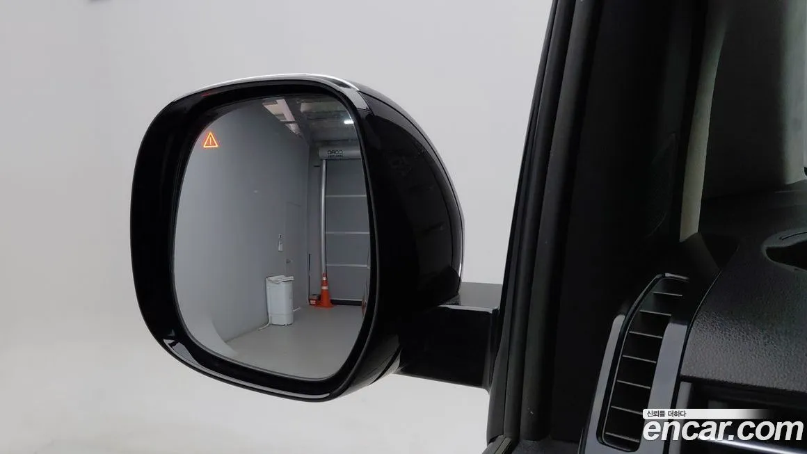 Hyundai Staria 2022 из KR, фото 2