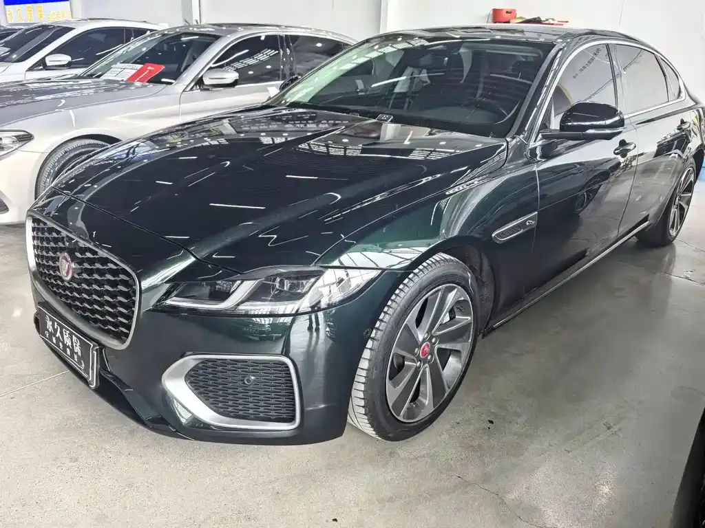 Jaguar XFL — фото 4