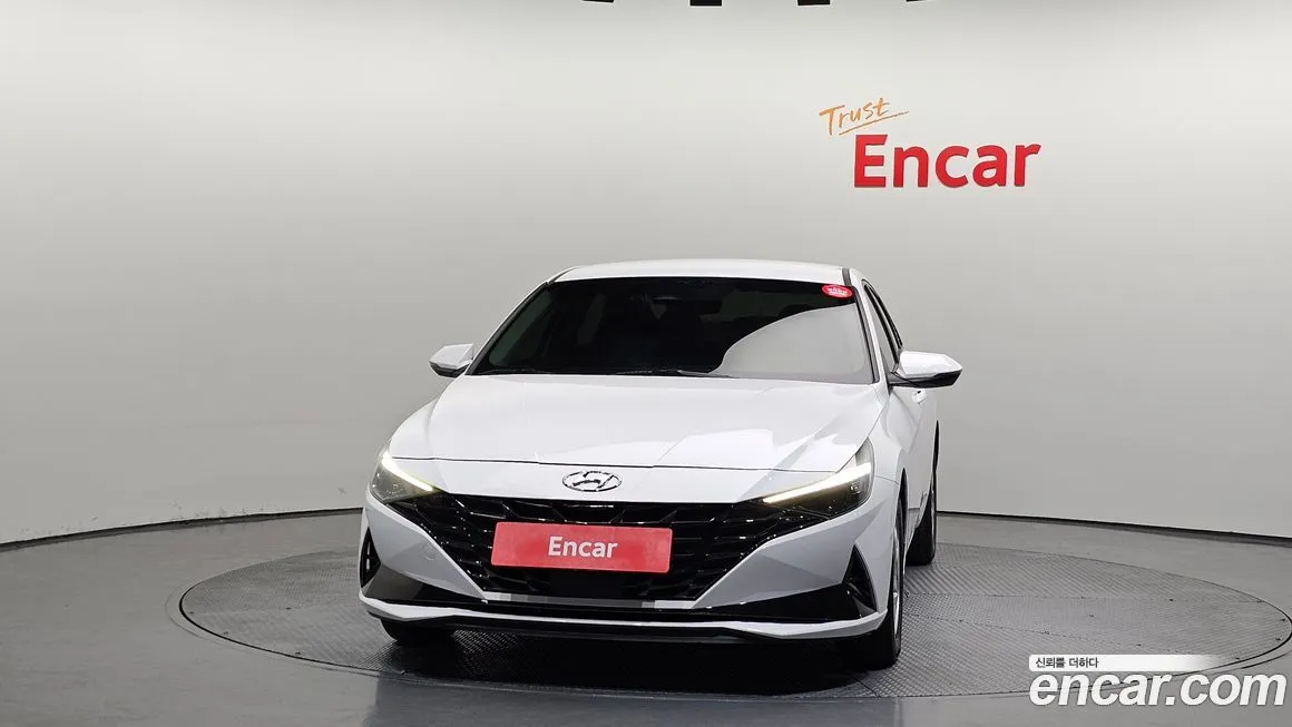 Hyundai AVANTE — фото 3