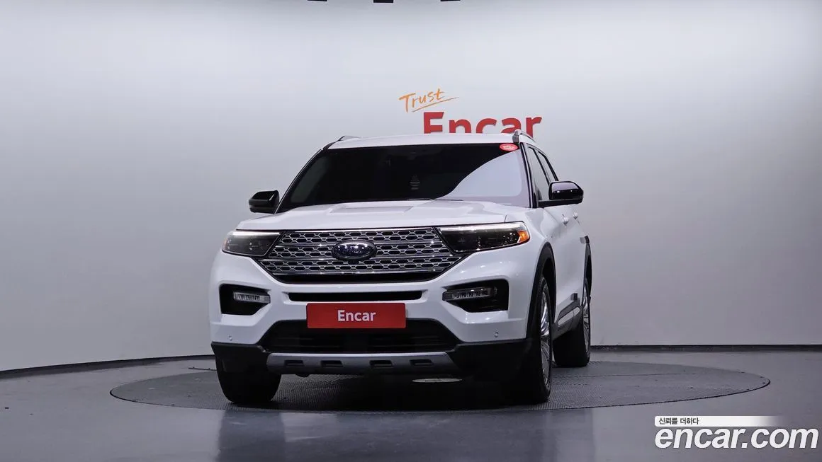 Ford Explorer — фото 10