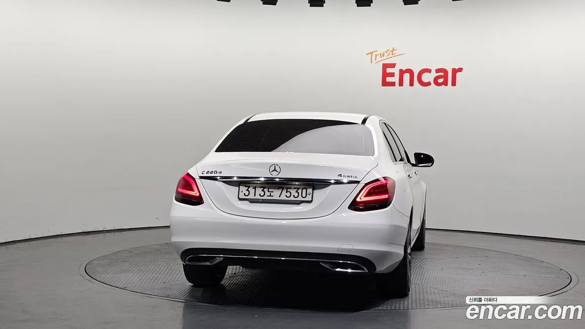 Mercedes-Benz C-Class 2021 из KR, фото 2