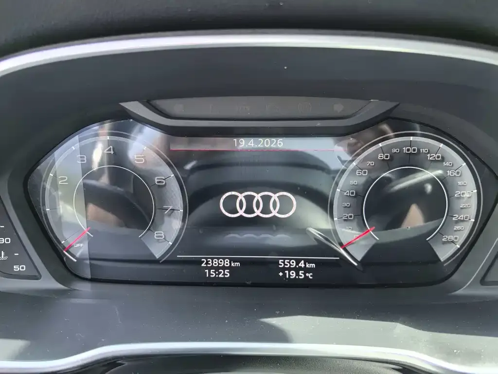 Audi Q3 — фото 2