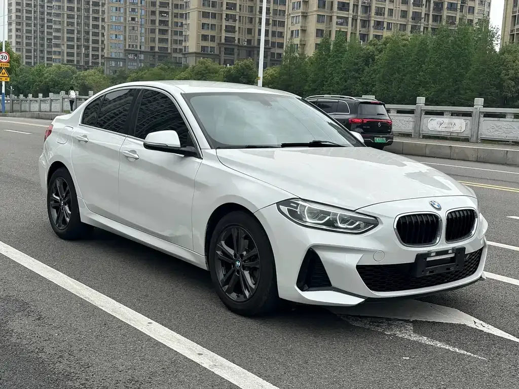 BMW 1 Series 2021 из CN, фото 7