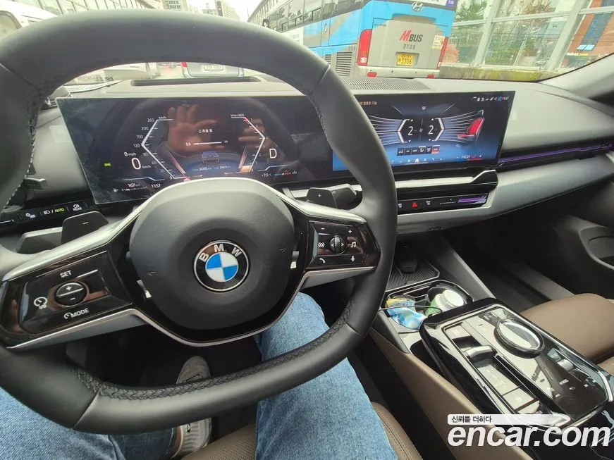 BMW 5-Series 2024 из KR, фото 4