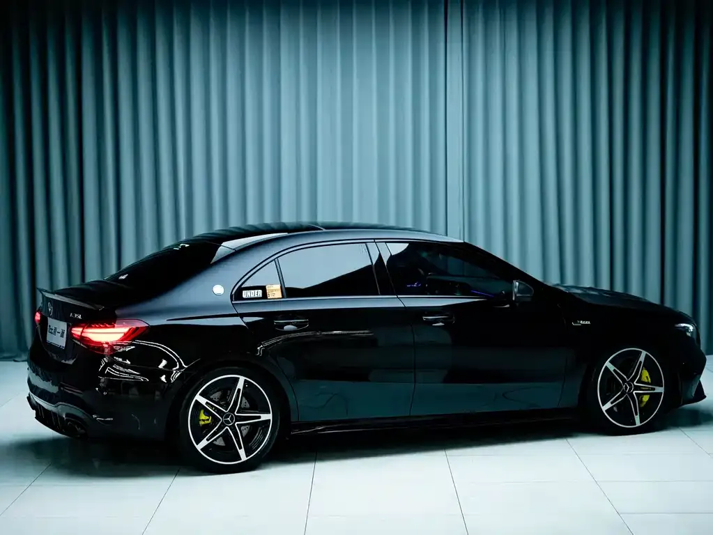 Mercedes-Benz A-Class AMG — фото 4