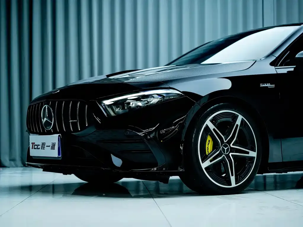 Mercedes-Benz A-Class AMG — фото 7
