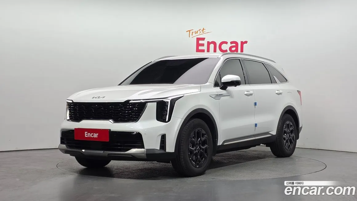 Kia Sorento — фото 1