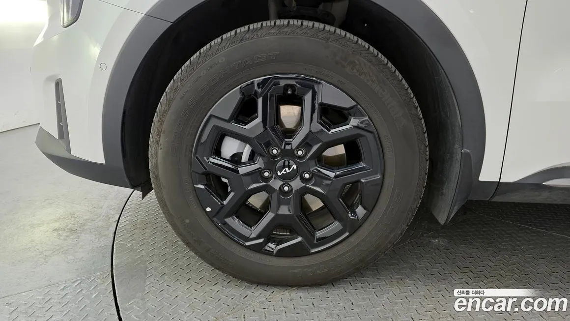 Kia Sorento — фото 6