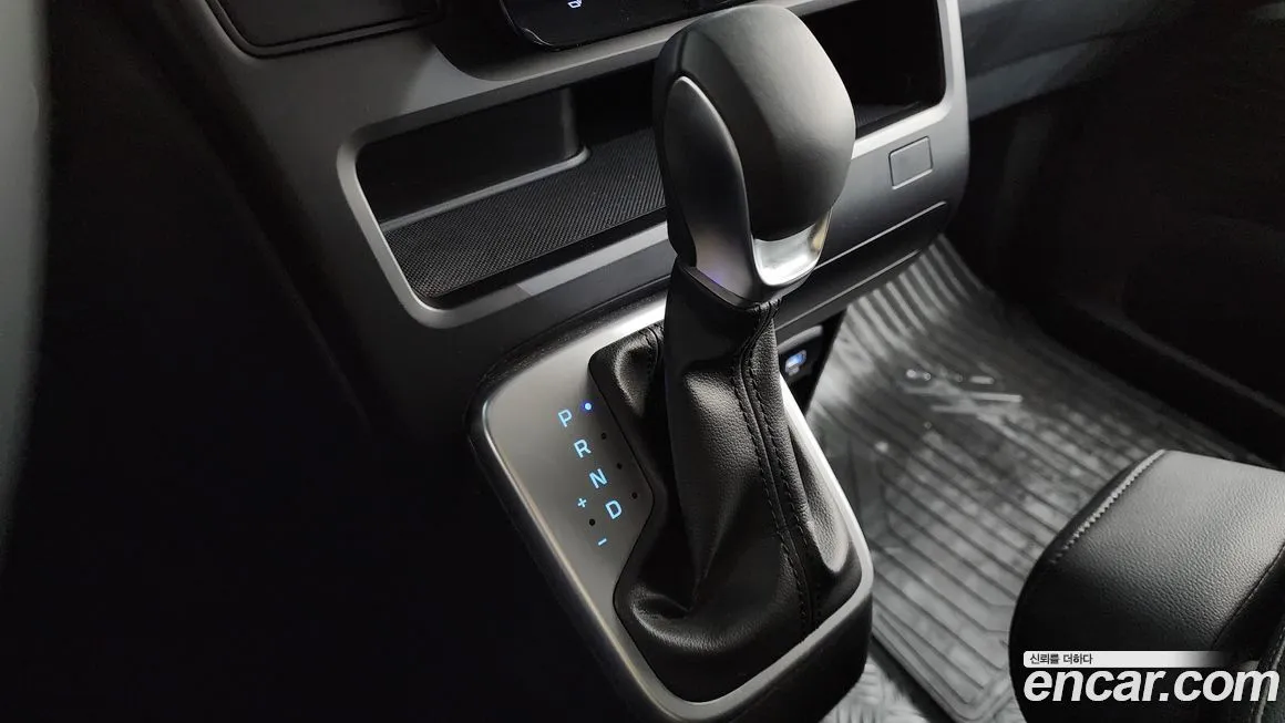 Hyundai Staria 2025 из KR, фото 6