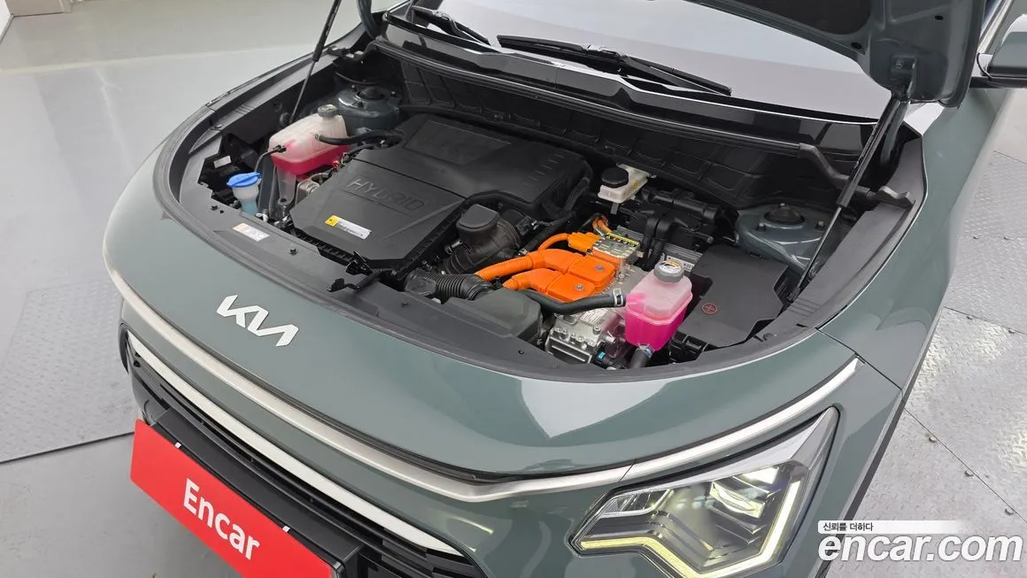 Kia Niro — фото 10