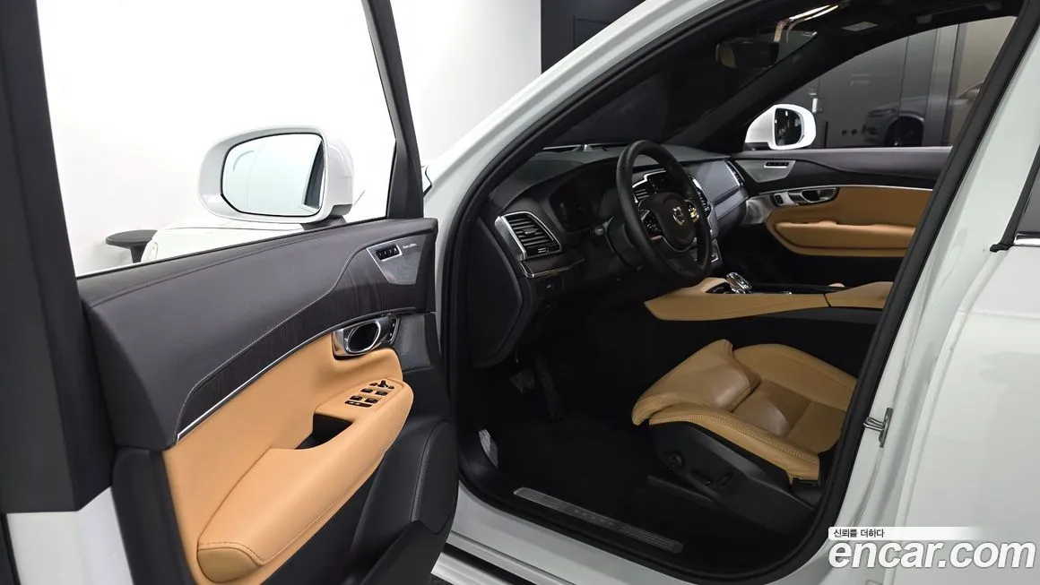 Volvo XC90 2025 из KR, фото 9