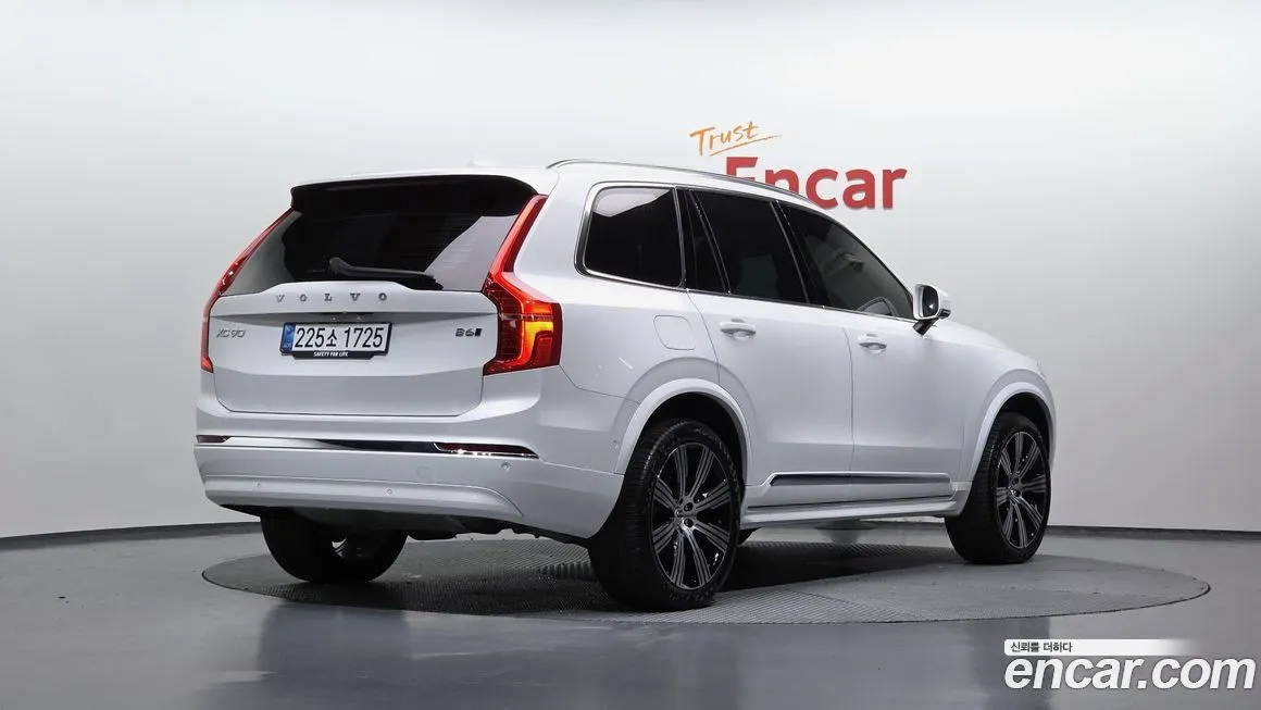 Volvo XC90 2025 из KR, фото 7