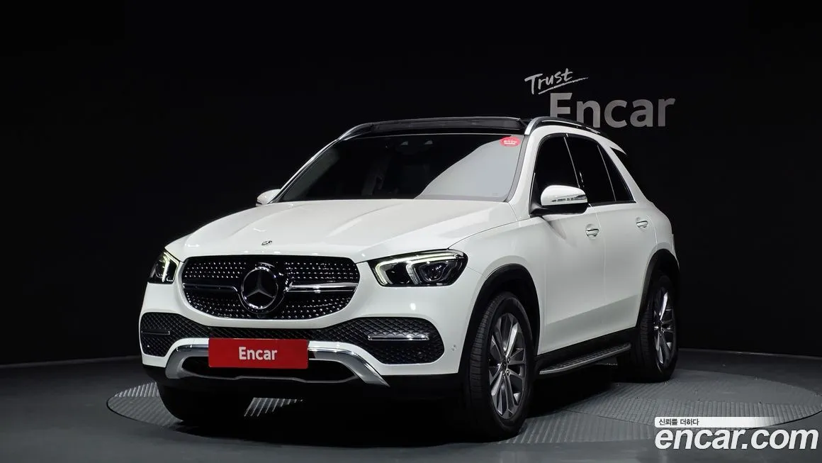 Mercedes-Benz GLE-Class — фото 1