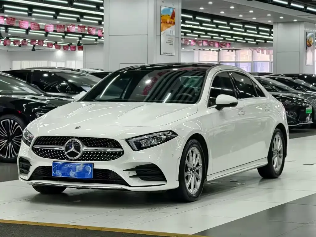 Mercedes-Benz A-Class — фото 1