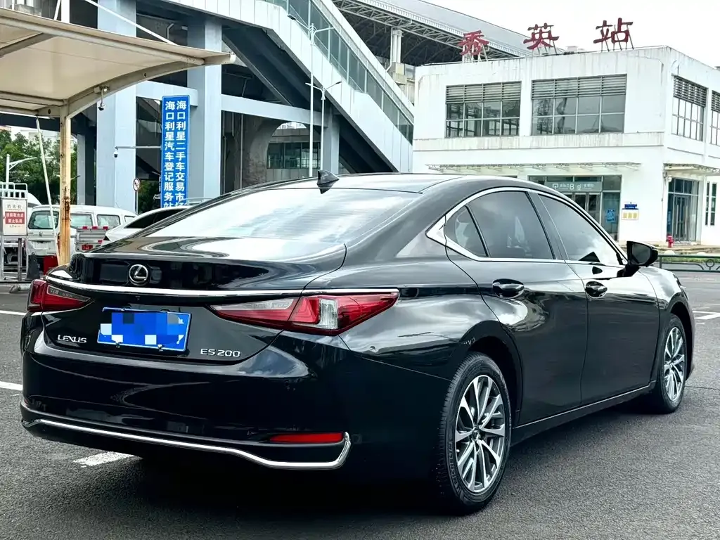 Lexus ES 2024 из CN, фото 8