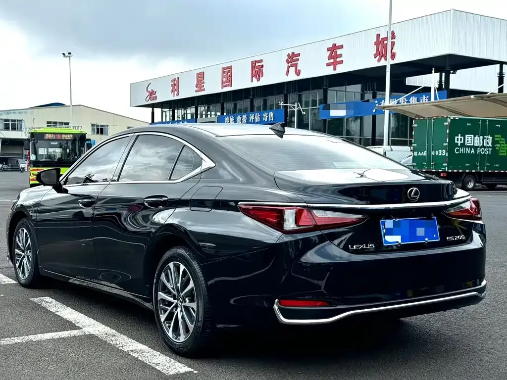 Lexus ES 2024 из CN, фото 3