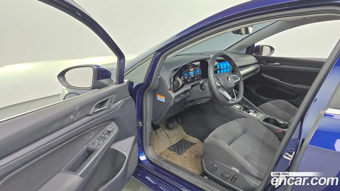 Volkswagen Golf 2022 из KR, фото 8