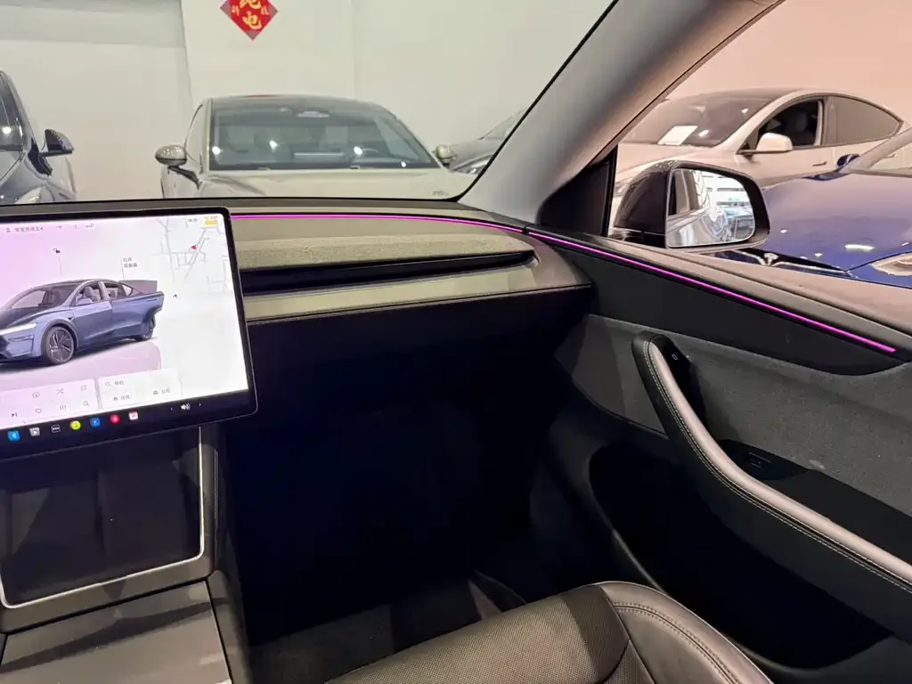 Tesla Model Y — фото 2