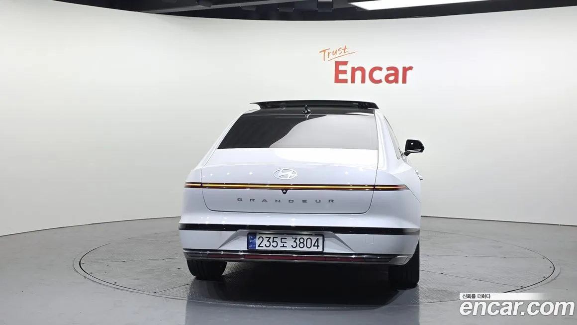 Hyundai Grandeur 2023 из KR, фото 10