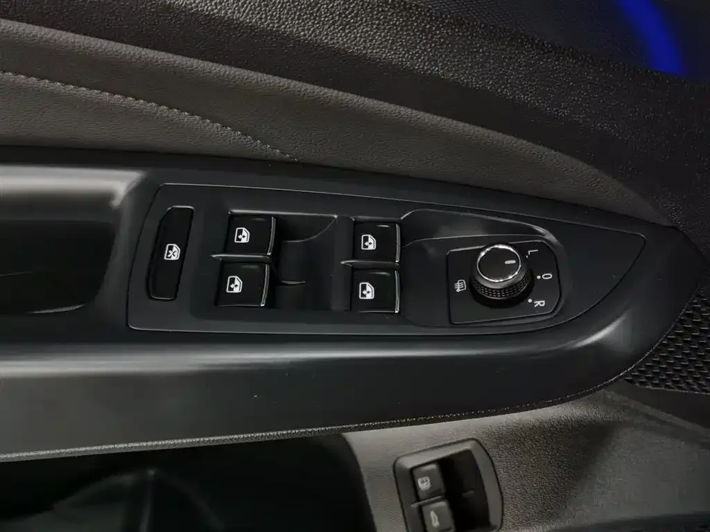 Volkswagen Passat New Energy 2024 из CN, фото 5