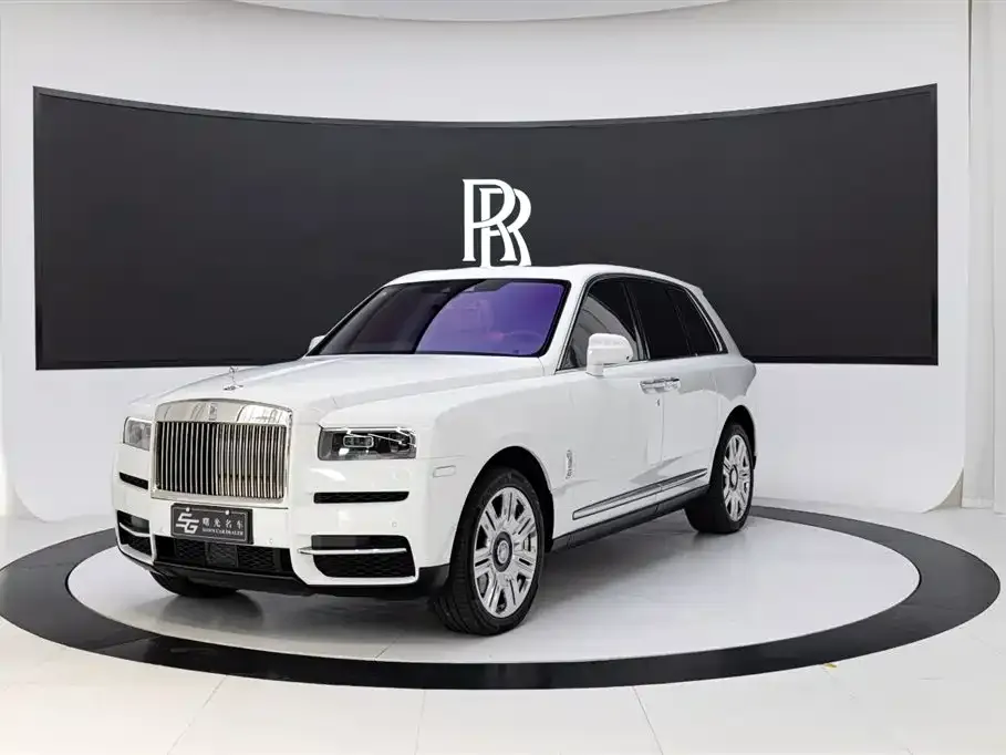 Rolls-Royce Cullinan — фото 1
