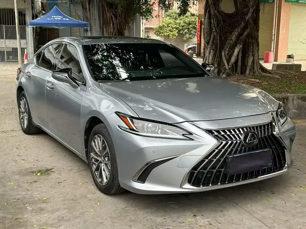 Lexus ES 2023 из CN, фото 9