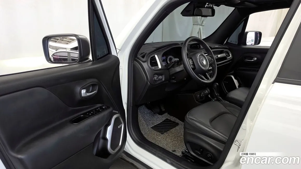 Jeep Renegade 2021 из KR, фото 4
